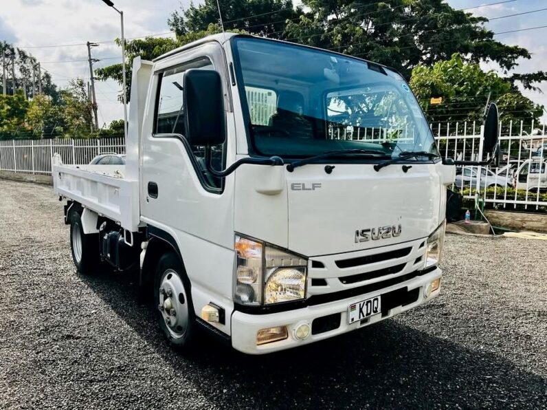 2016 Isuzu Elf