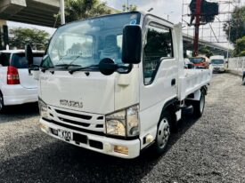 2016 Isuzu Elf